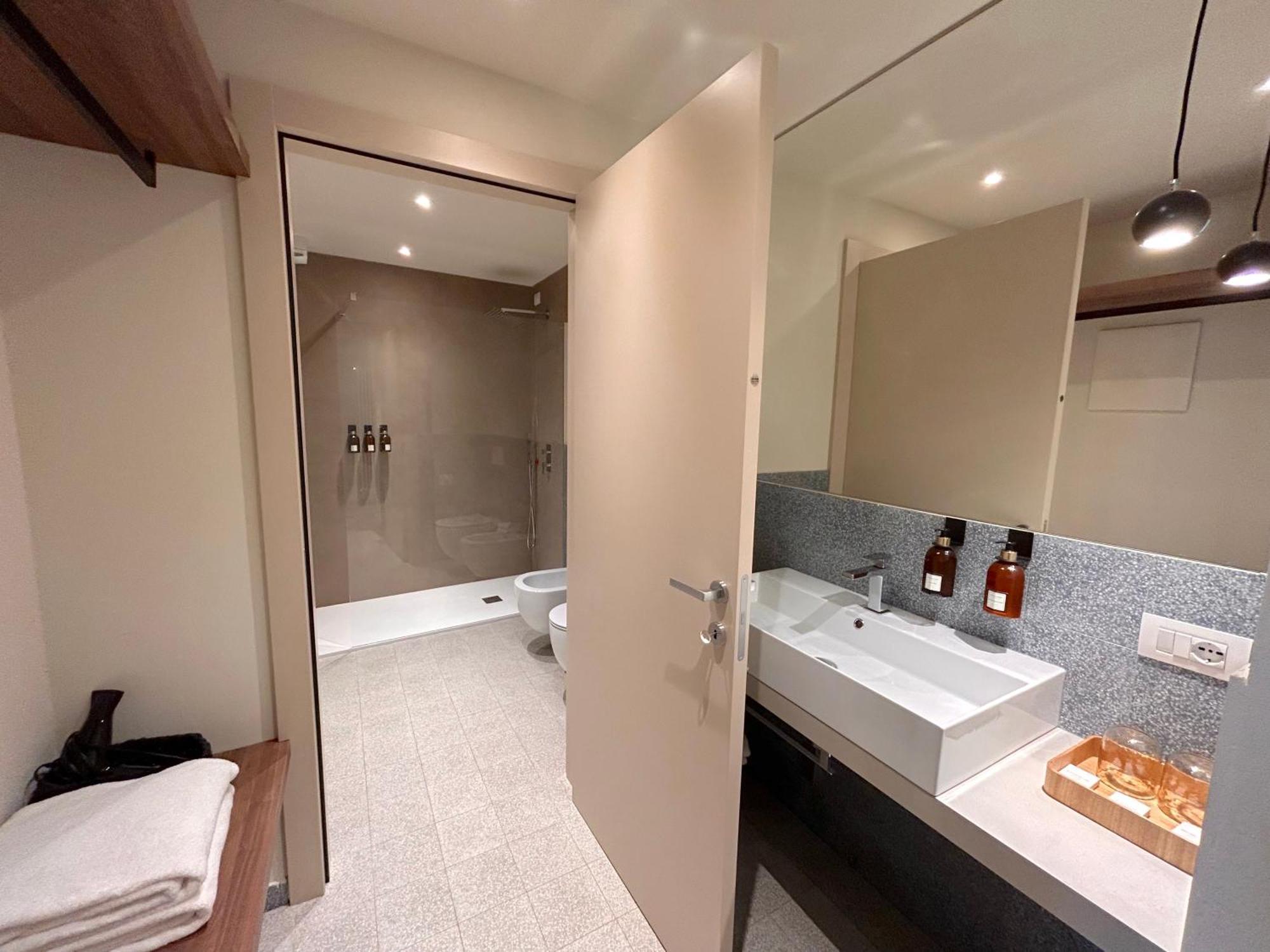 The Lake Suites Com - Luxury Stay In Lazise Exteriér fotografie